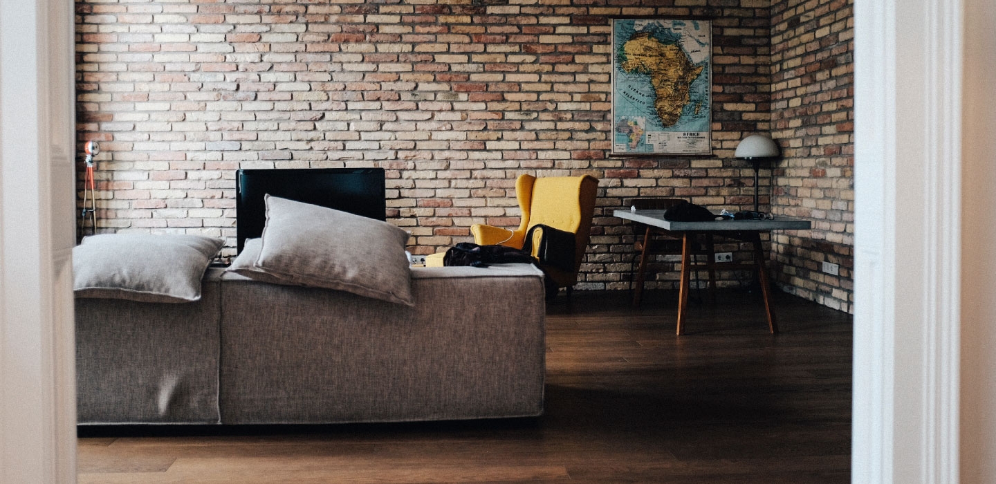 A casa foi roubada ou danificada? Confira como se proteger!